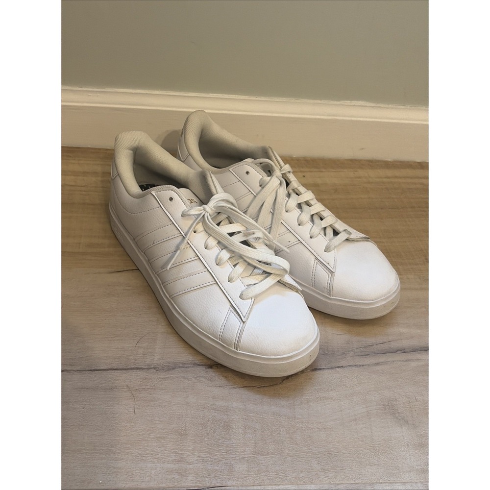 Adidas Women's Grand Court 2.0 'White Gold Metallic' Shoes GW9213 Size 9.5